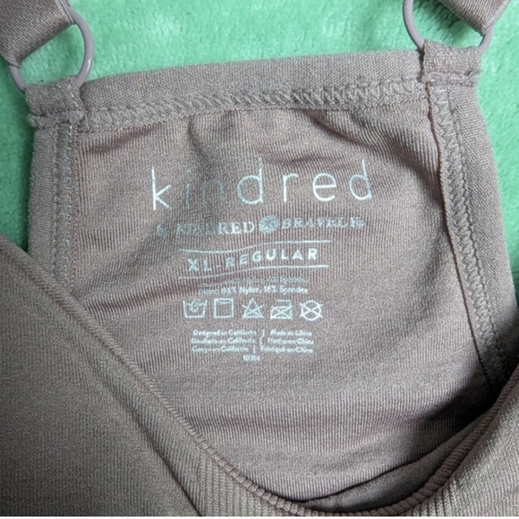 Sublime Racerback Hands-Free Pumping & Nursing Sports Bra XL- Regular - Picture 2 of 5